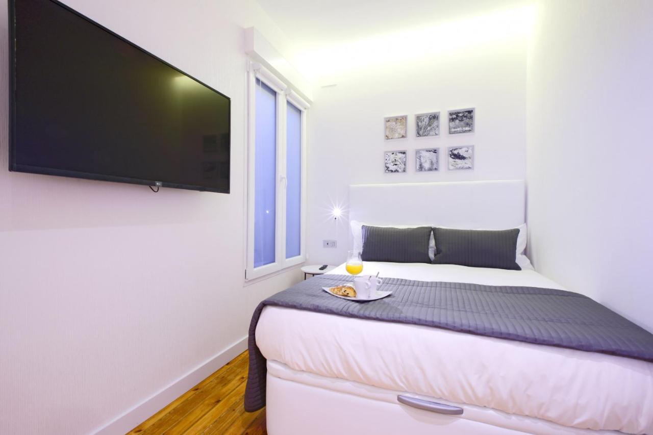 Plaza Mayor Suite Madrid Bagian luar foto
